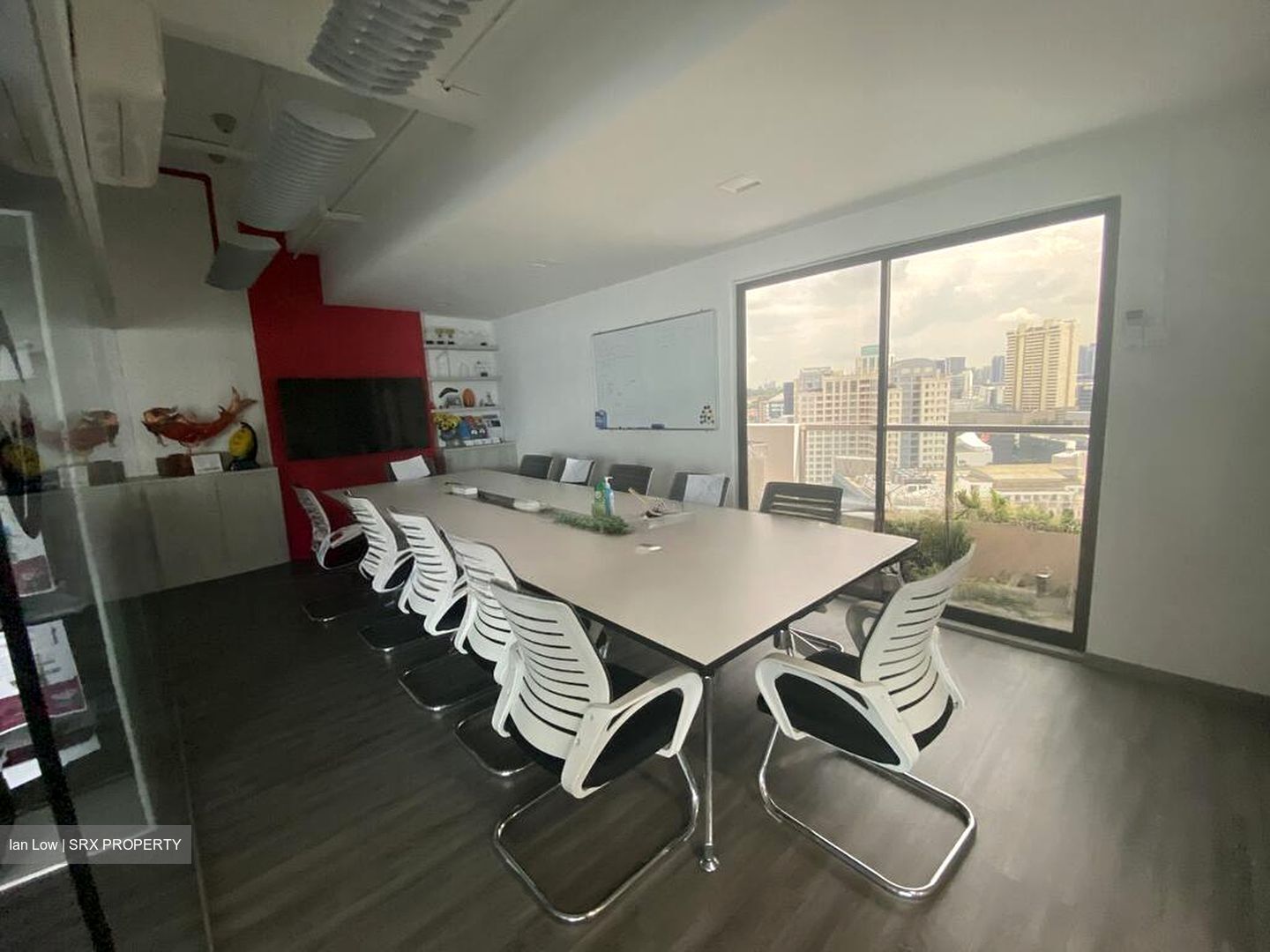 Jalan Besar Plaza (D8), Office #591786121